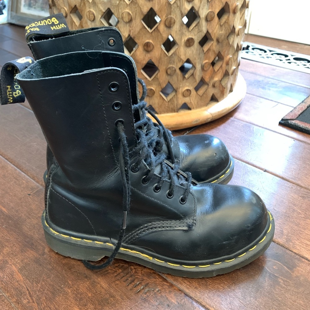 Dr Martens Original Steel Toe Boots - purchased in 90’s, one owner, gently used